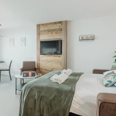 Magnifique Proche Du Centre Апартаменты Кран-Монтана